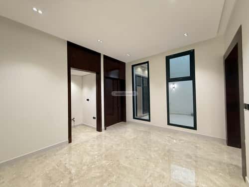 5 bedroom villa in Al Mahdiyyah 1