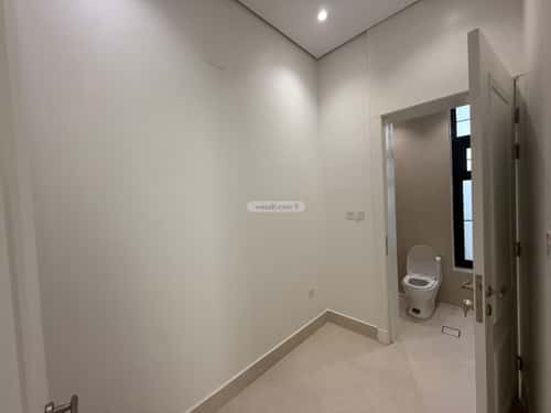 6 bedroom villa in Al Mahdiyyah 4