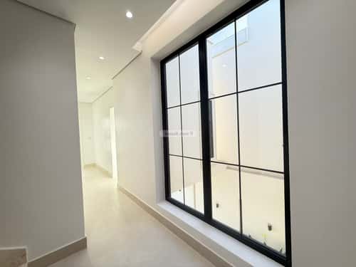 5 bedroom villa in Al Mahdiyyah 3