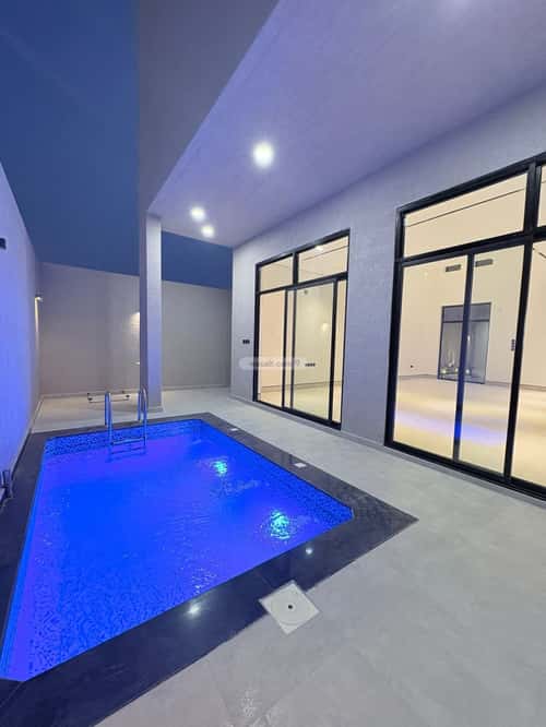 5 bedroom villa in Al Mahdiyyah 17