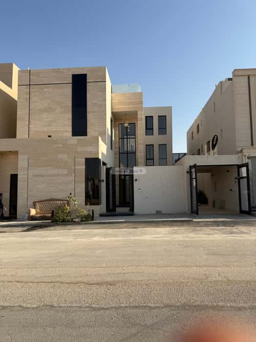 6 bedroom villa in Al Mahdiyyah 2
