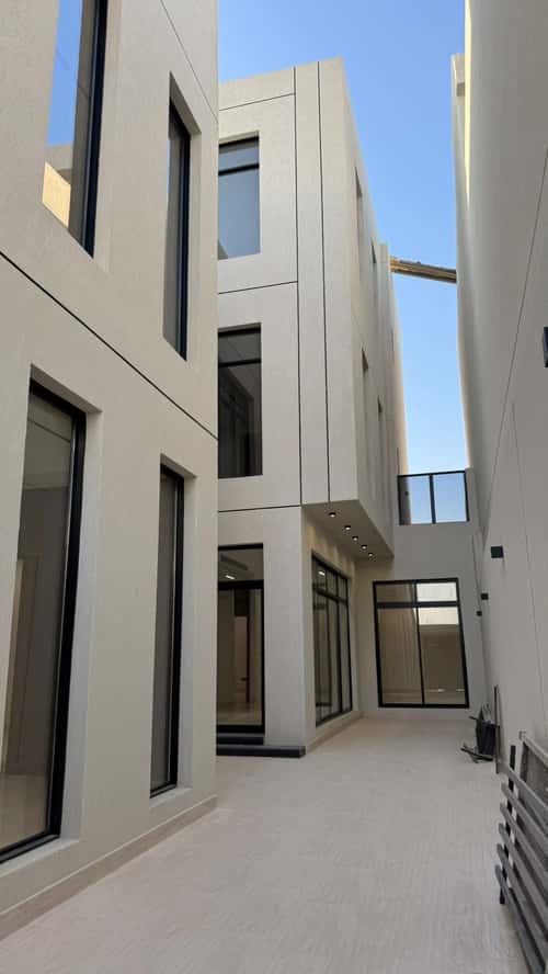 6 bedroom villa in Al Mahdiyyah 5