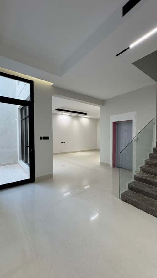 6 bedroom villa in Al Mahdiyyah 7