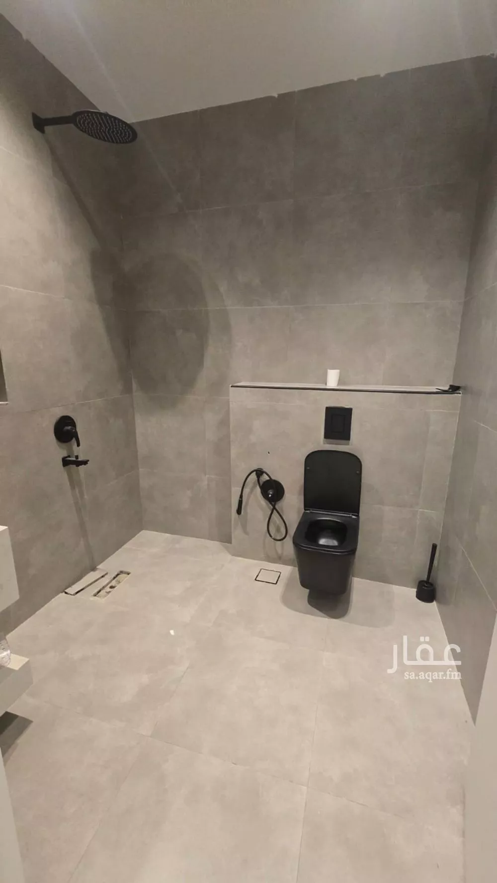 3 bedroom floor in Al Aridh 17