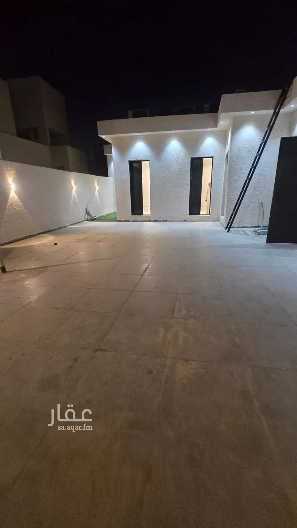 3 bedroom floor in Al Aridh 5
