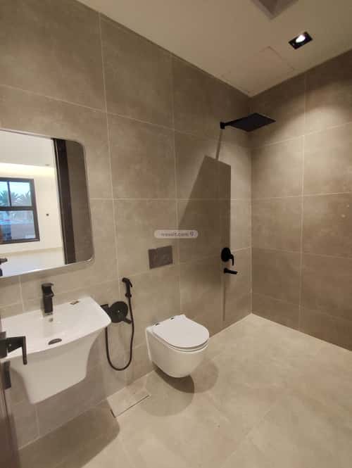 دور 4 غرف في المونسية 3