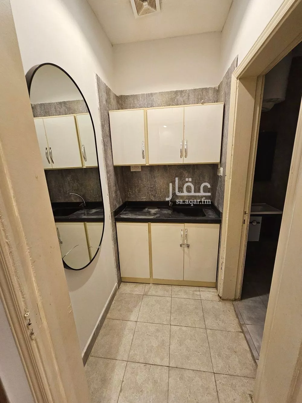 1 bedroom apartment in Al Falah 6
