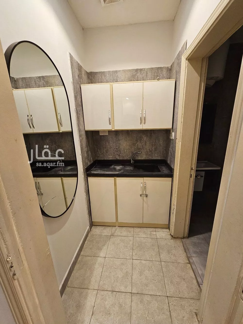 1 bedroom apartment in Al Falah 8