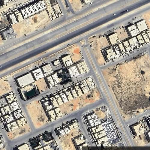 3 bedroom floor in Al Aridh 2