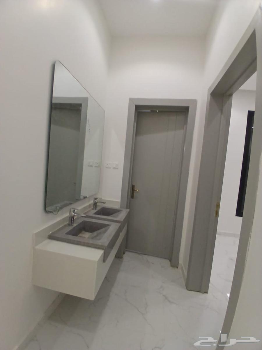 5 bedroom villa in Al Murjan 3
