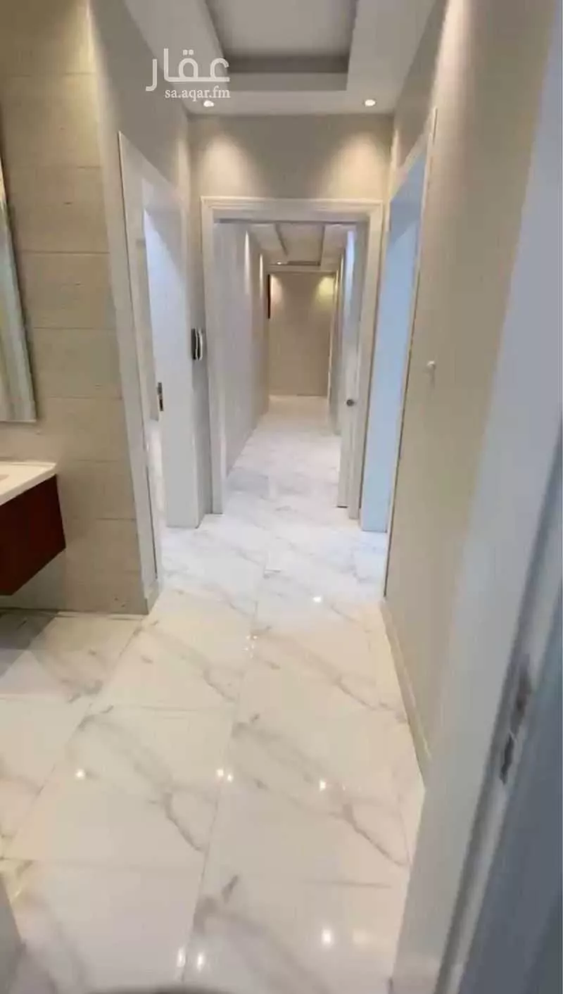 4 bedroom apartment in Al Yaqout, Jeddah 6