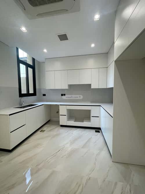 4 bedroom villa in Sidrah 17
