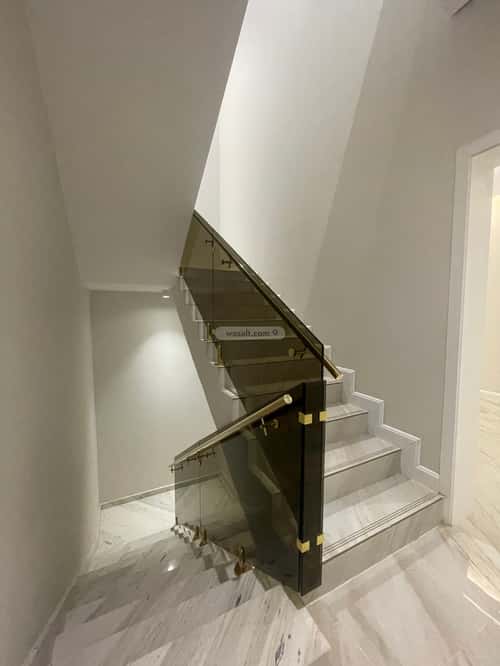 4 bedroom villa in Sidrah 13