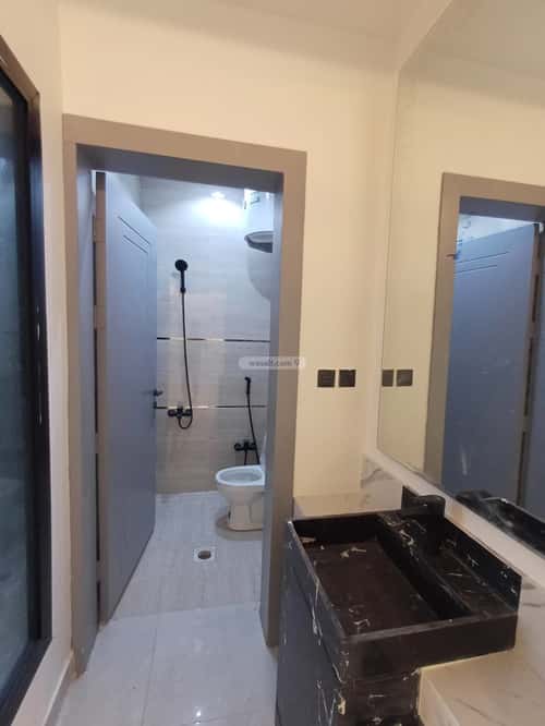 5 bedroom apartment in Badr 2