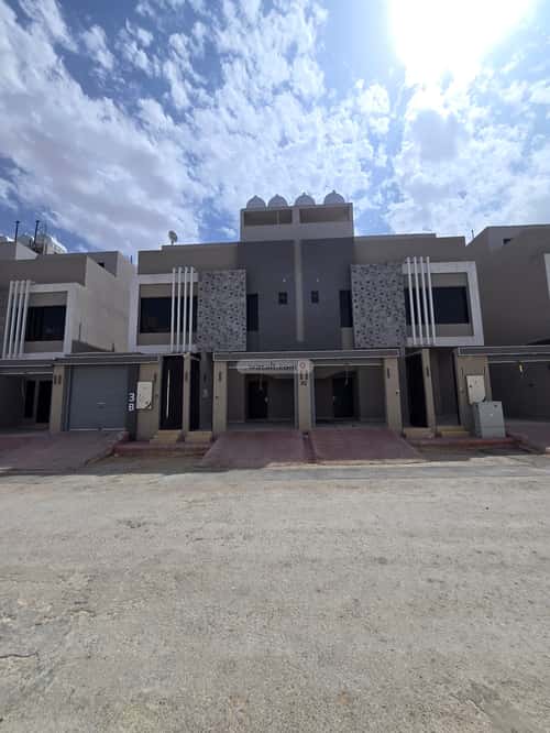 5 bedroom floor in Badr 3