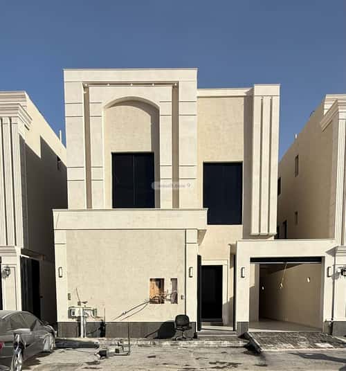 5 bedroom floor in Al Maizilah 1