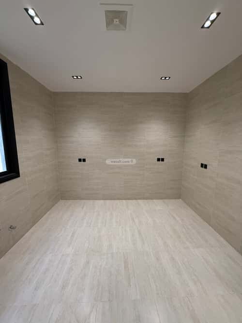 5 bedroom floor in Al Maizilah 5