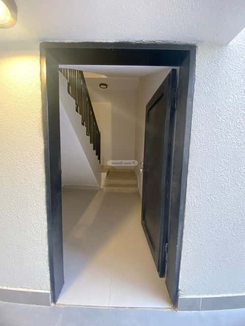 6 bedroom apartment in Tuwaiq 16