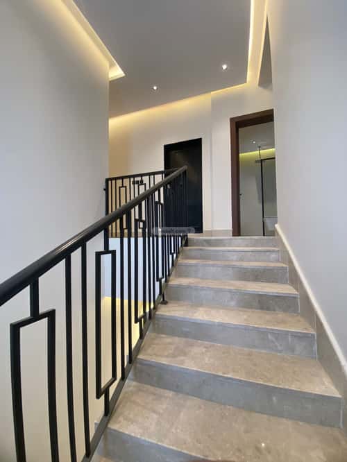 6 bedroom apartment in Tuwaiq 7