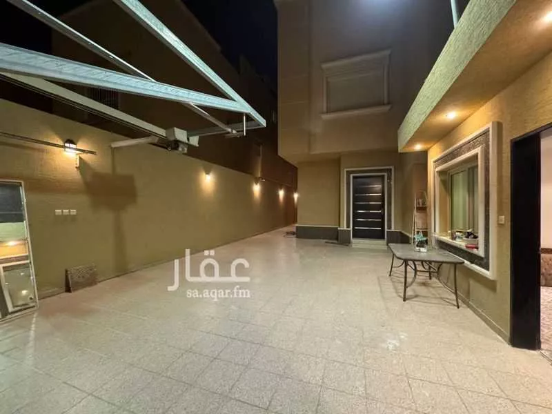 5 bedroom villa in Al Qairawan 5