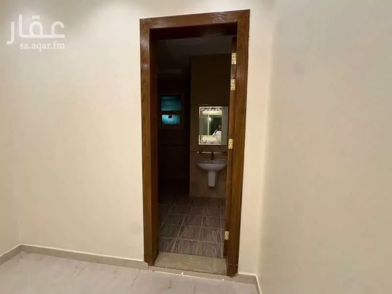 5 bedroom villa in Al Qairawan 9