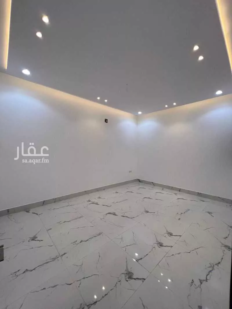 7 bedroom villa in Al Qadisiyah 7