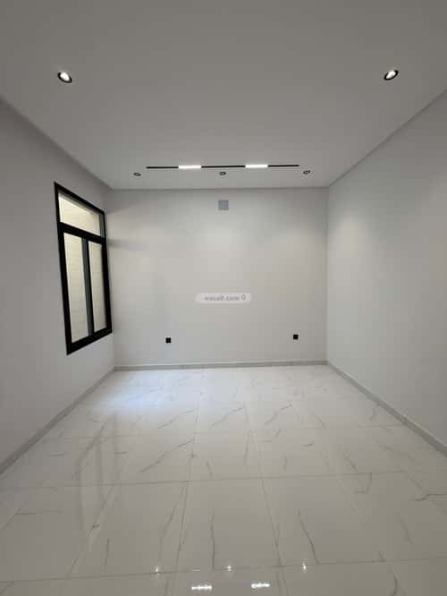 5 bedroom floor in Al Janadriyah 8