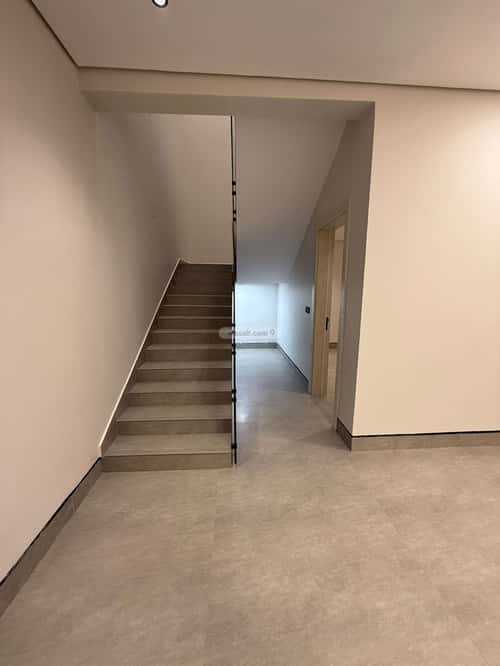 5 bedroom apartment in Al Rimal 12
