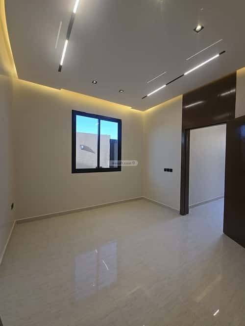 5 bedroom floor in Al Bayan 12