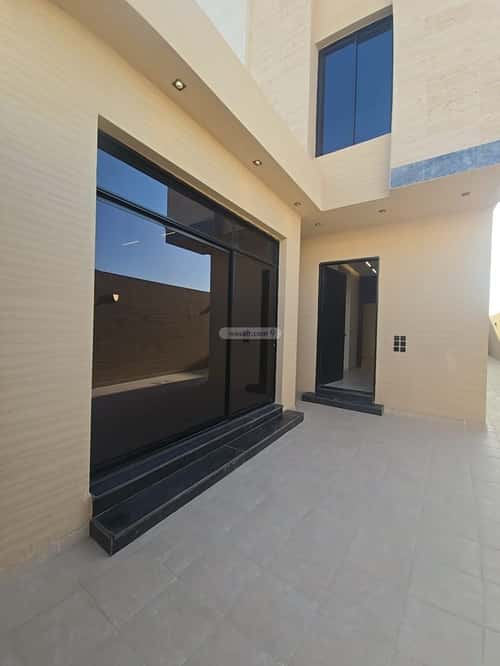 5 bedroom floor in Al Bayan 17