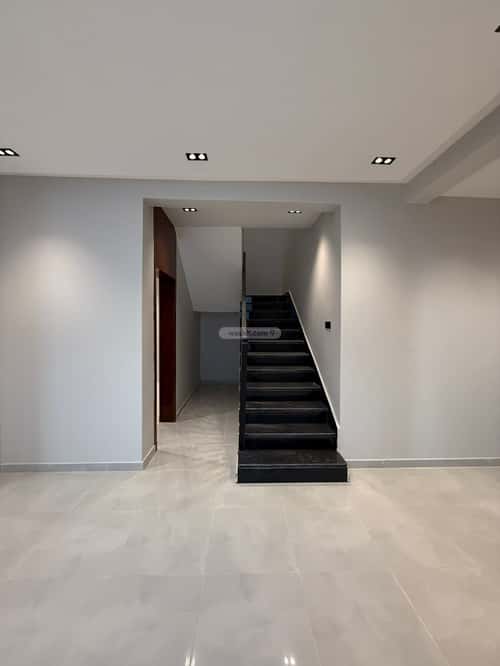 6 bedroom apartment in Al Janadriyah 3