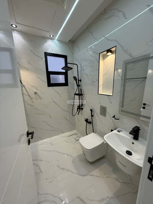 5 bedroom apartment in Al Janadriyah 5