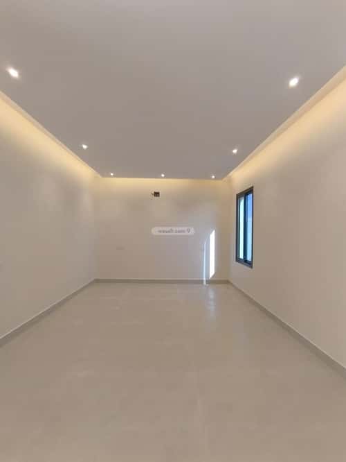 3 bedroom apartment in Al Khaleej 7