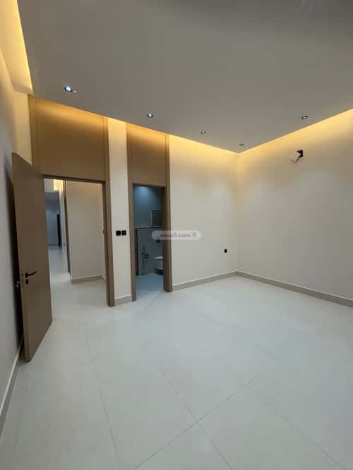 3 bedroom floor in King Faisal 1