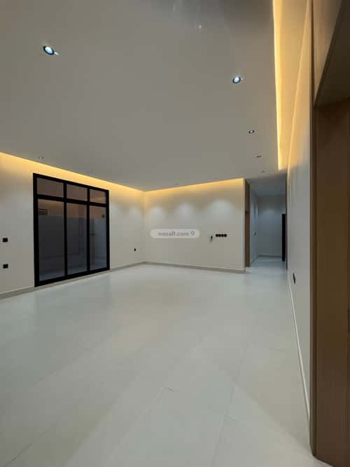 3 bedroom floor in King Faisal 4