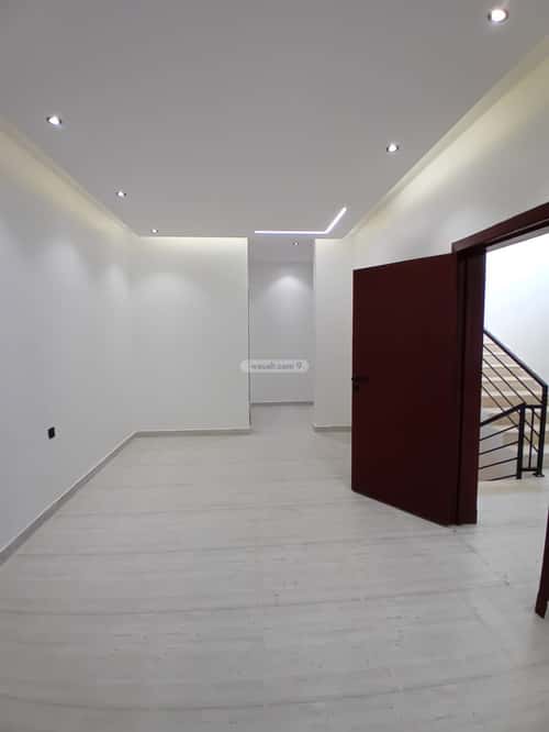 فيلا 5 غرف في طويق 1