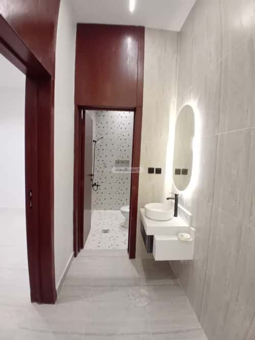 فيلا 5 غرف في طويق 4