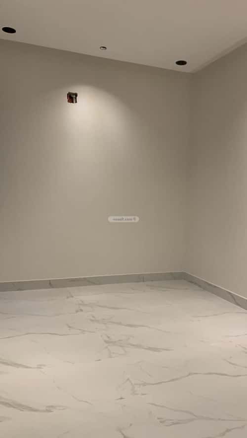 4 bedroom floor in Al Janadriyah 5