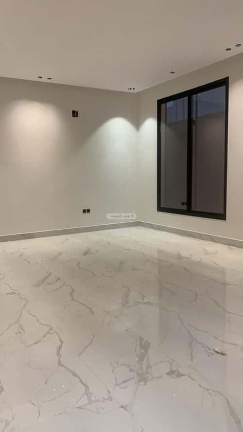 4 bedroom floor in Al Janadriyah 9