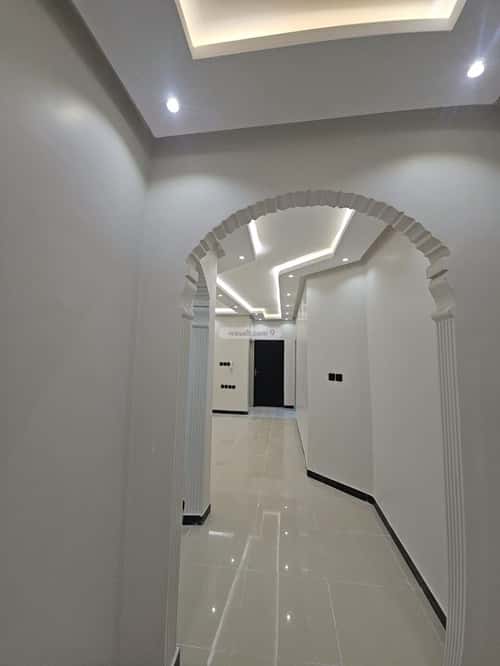 5 bedroom floor in Al Janadriyah 15