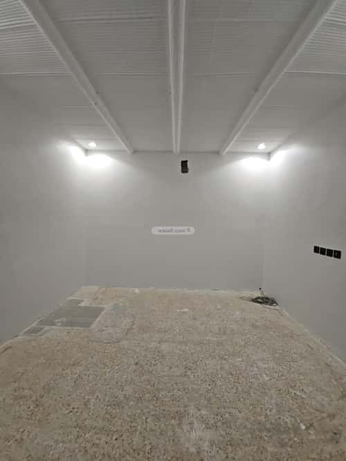 5 bedroom floor in Al Janadriyah 7