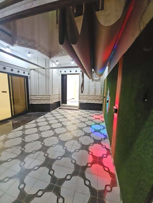 5 bedroom floor in Al Janadriyah 14