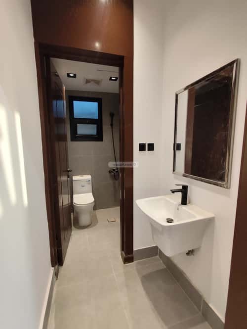 4 bedroom floor in Al Munsiyah 9