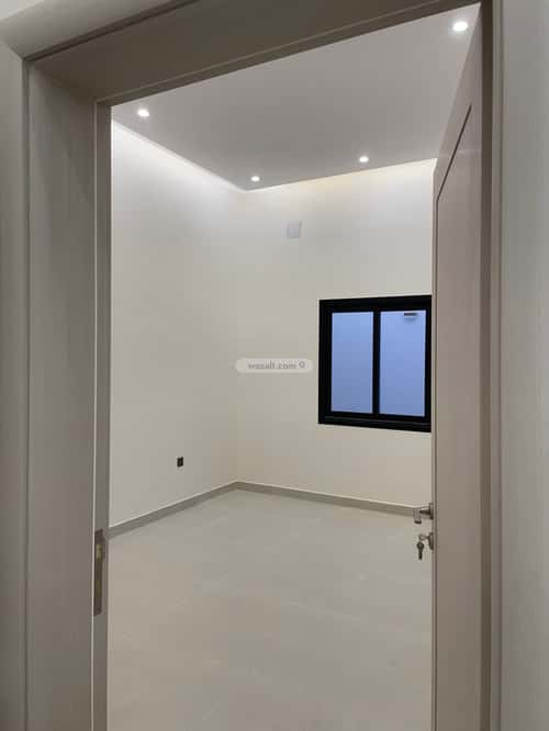 5 bedroom floor in Al Janadriyah 1