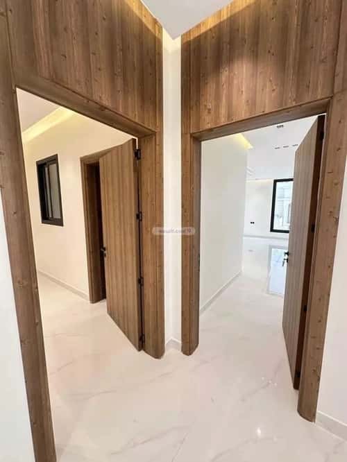 8 bedroom villa in Al Bayan 8