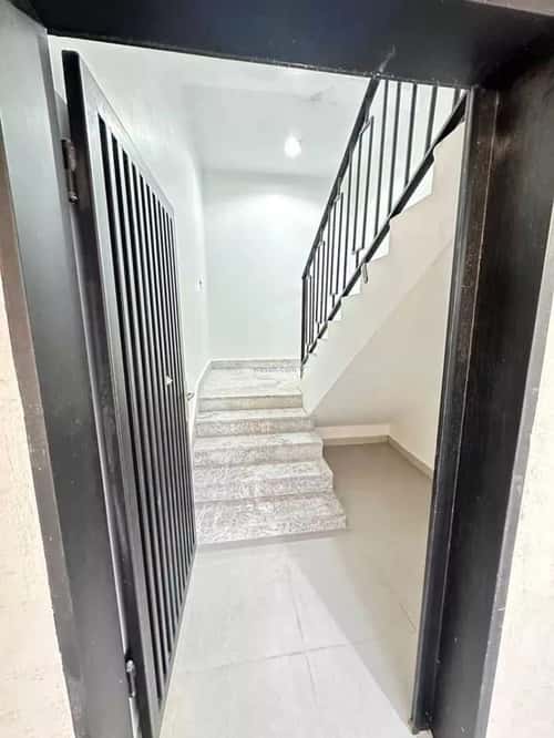 5 bedroom apartment in Al Janadriyah 5