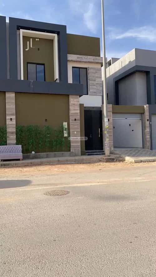 5 bedroom villa in Al Rimal 1