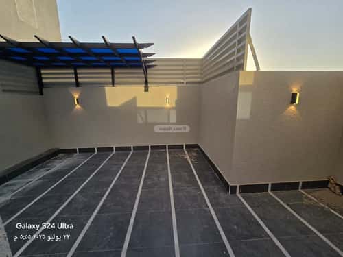 4 bedroom floor in Dirab 5