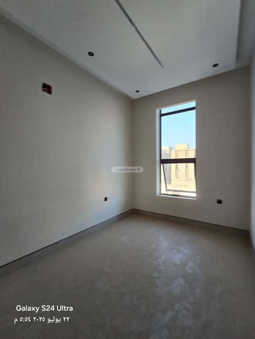 4 bedroom floor in Dirab 7