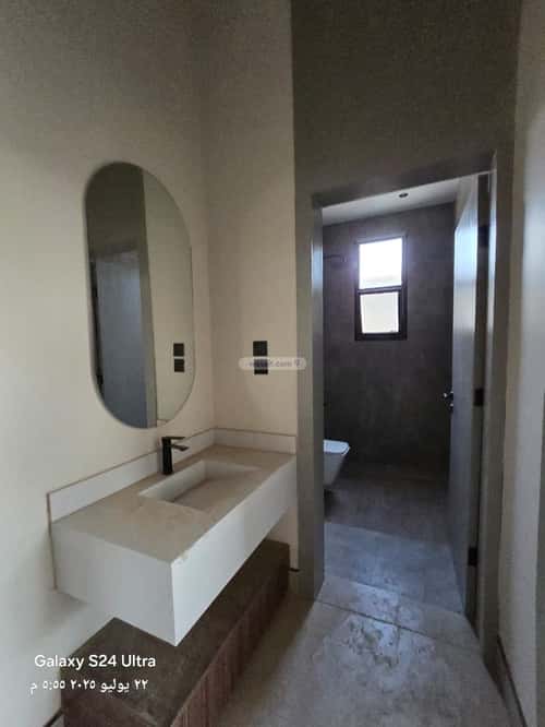 4 bedroom floor in Dirab 4